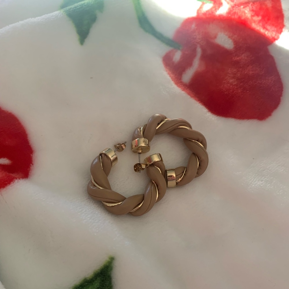 Nude and gold hoops